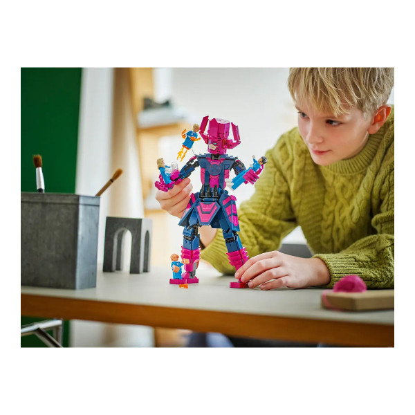 LEGO коцки, Marvel, Fantastic Four vs. Galactus Construction Figure 