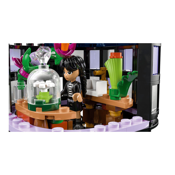 LEGO коцки, Wednesday - Black Dahlia Flower 