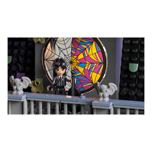 LEGO коцки, Wednesday - Wednesday & Enid's Dorm Room 