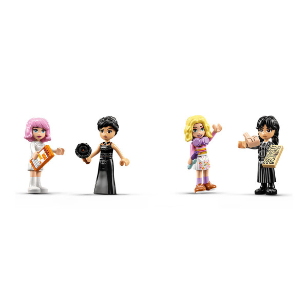 LEGO коцки, Wednesday - Wednesday & Enid's Dorm Room 