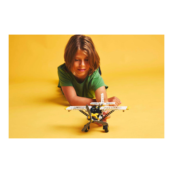 LEGO коцки, Technic, Bush Plane 