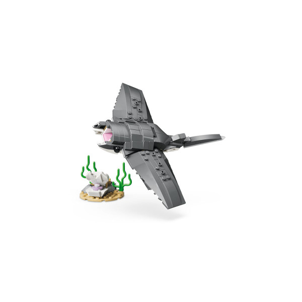 LEGO коцки, Creator 3-in-1, Fierce Shark with a Treasure Chest 