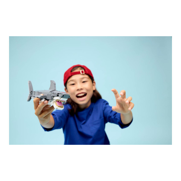 LEGO коцки, Creator 3-in-1, Fierce Shark with a Treasure Chest 
