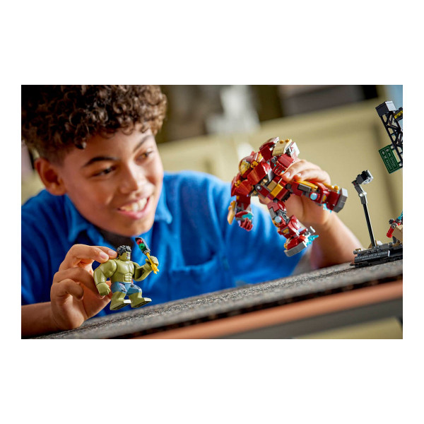 LEGO коцки, Marvel, Epic Battle: Hulkbuster vs. The Hulk 