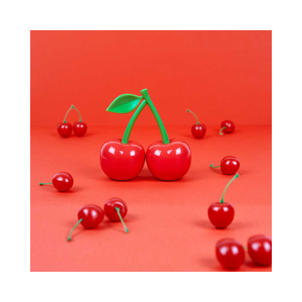 Сад за сол и бибер, Cherry 