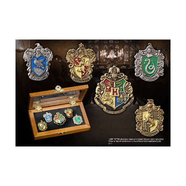 Беџови, Harry Potter - Hogwarts House Pins 