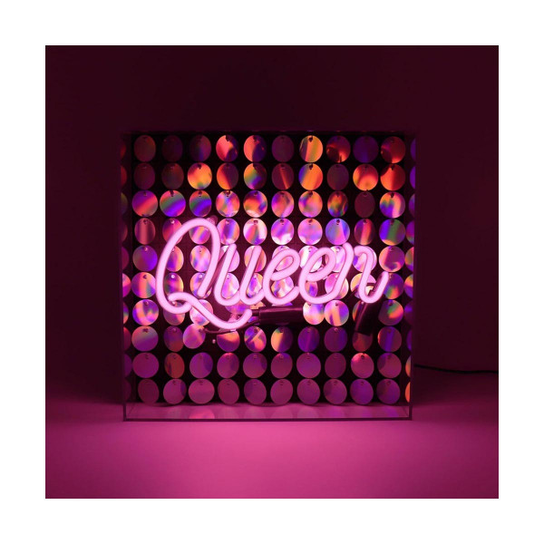 Неонски знак во кутија, 'Queen'