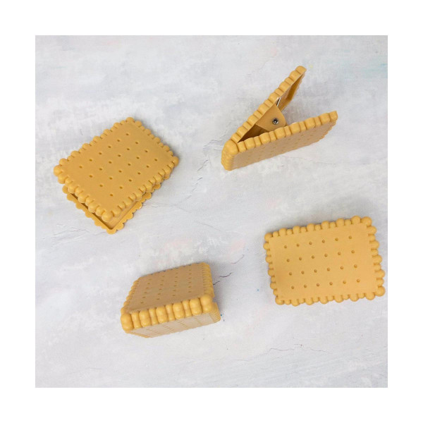 Штипка во облик на бисквит, Tea Biscuit, сет од 4