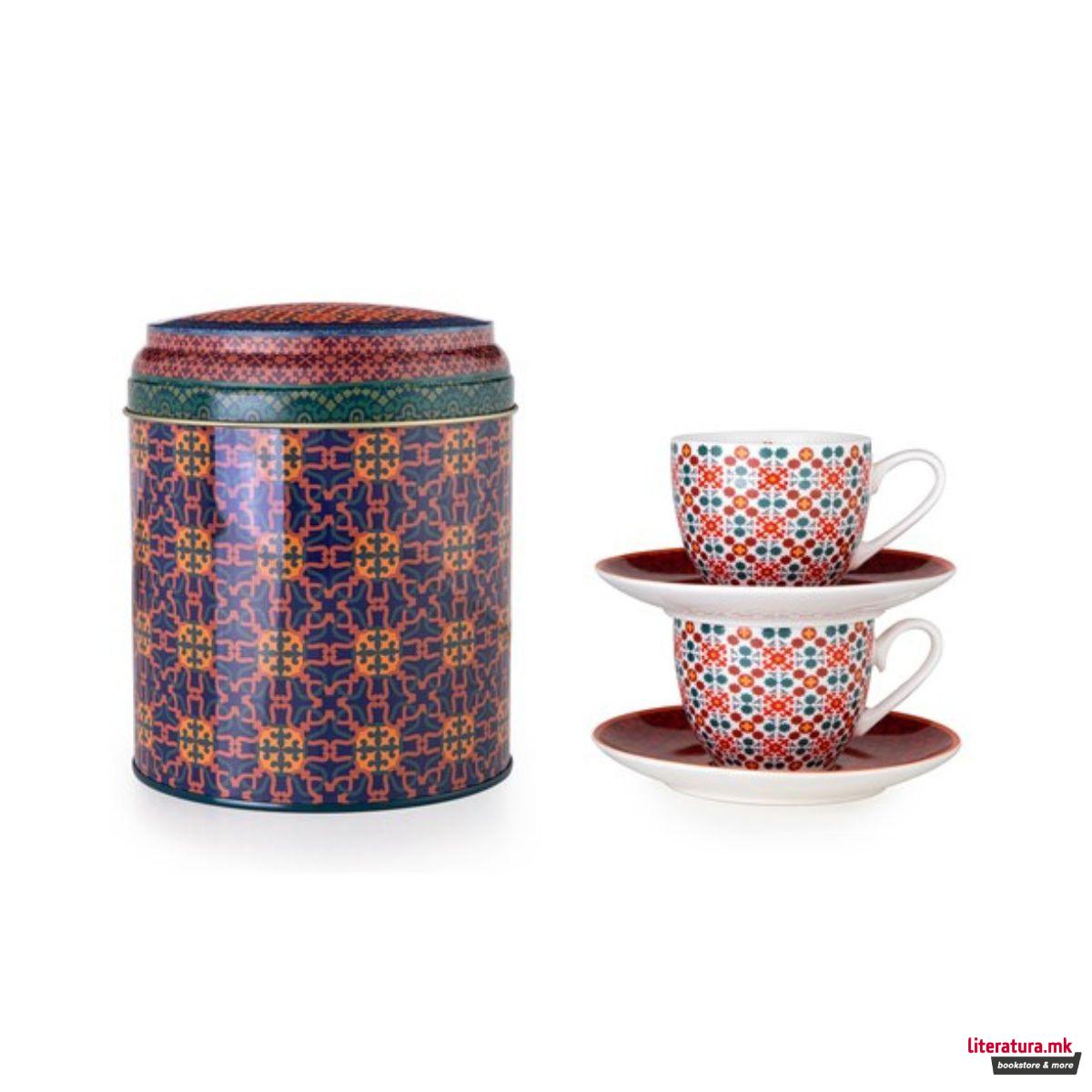 Сет од 2 шолји за кафе со тацни и метална кутија, Vagabondе, 90ml
