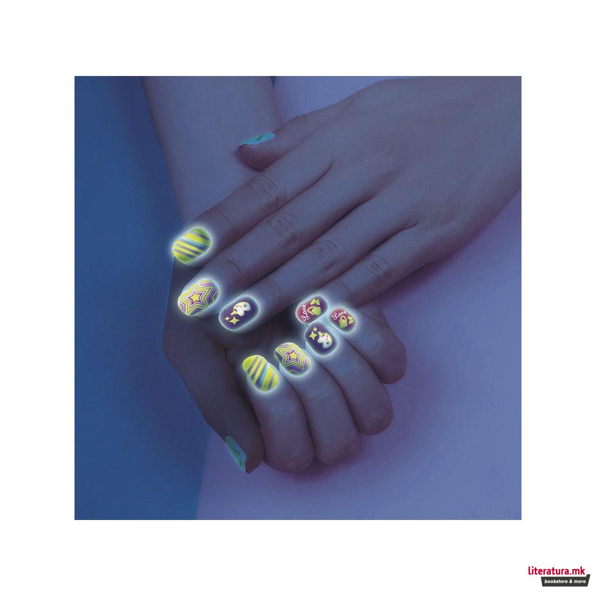 Детски сет за маникир, Crazy Chic - Shiny Nails (Glow in the dark) 