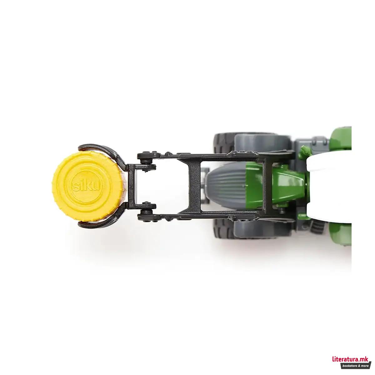 Фигура, Fendt with Bale Gripper