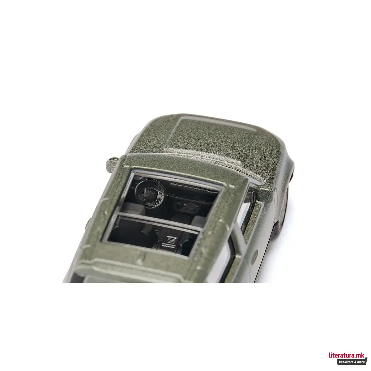 Фигура, Land Rover Defender 90 P400 AWD