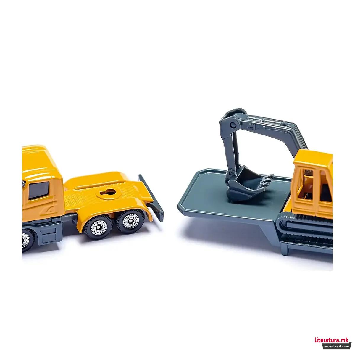 Фигура, Low Loader with Excavator