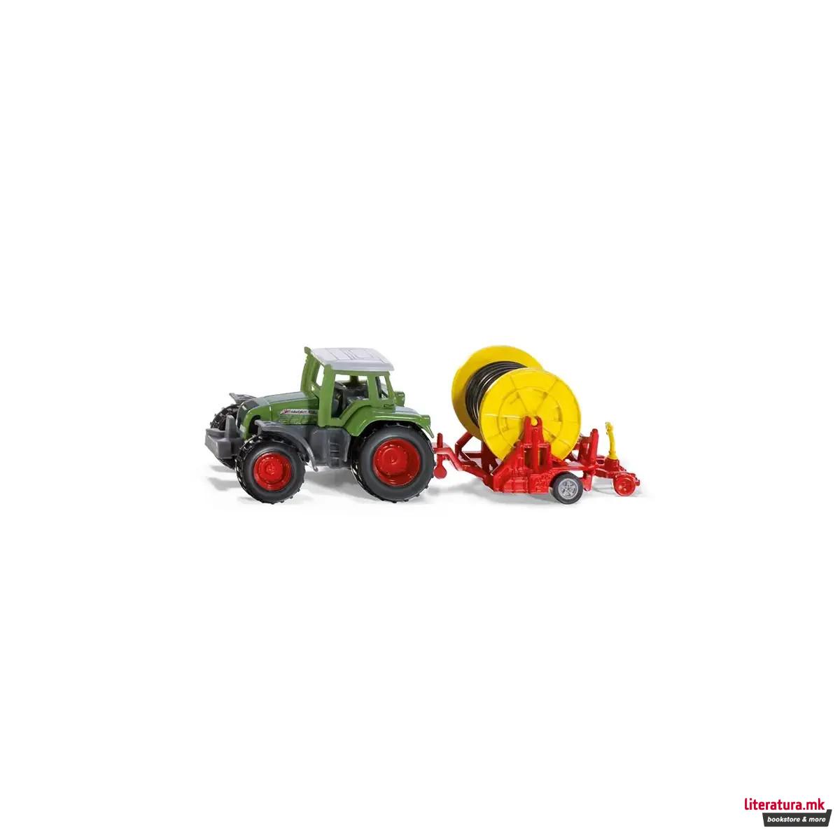 Фигура, Tractor with Irrigation Reel