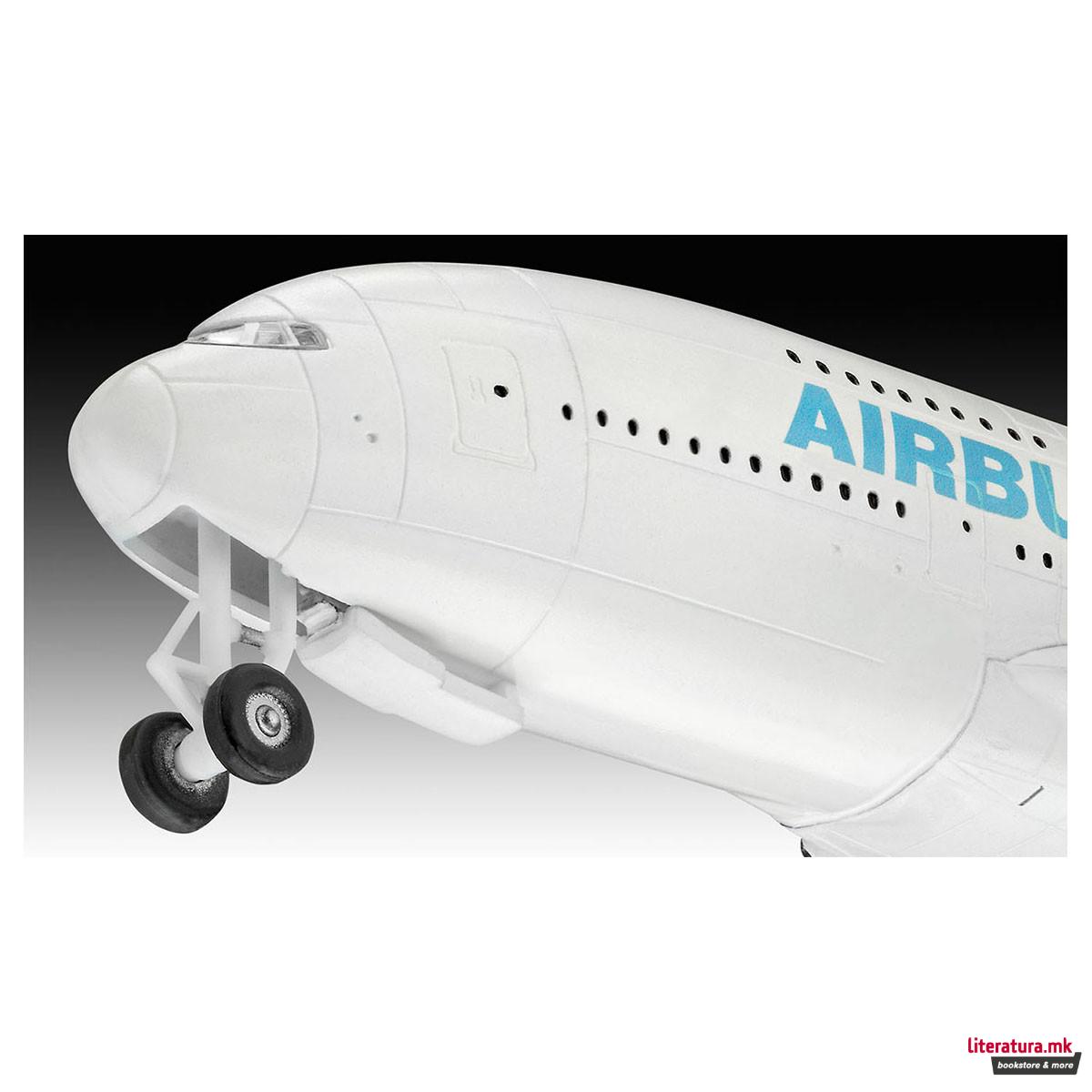 Макета, Airbus A380, 1:288 