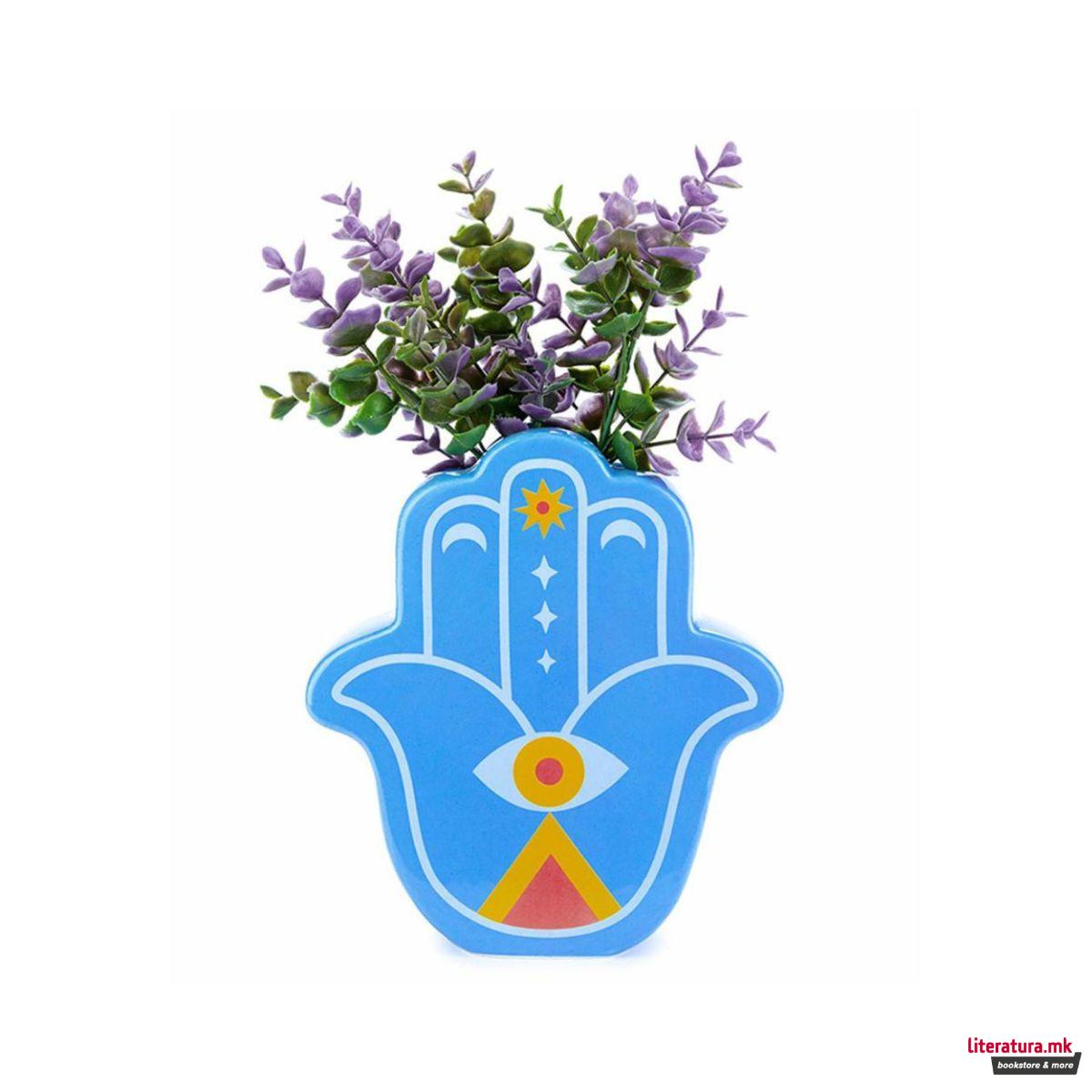 Вазна, Lucky Hand, сина