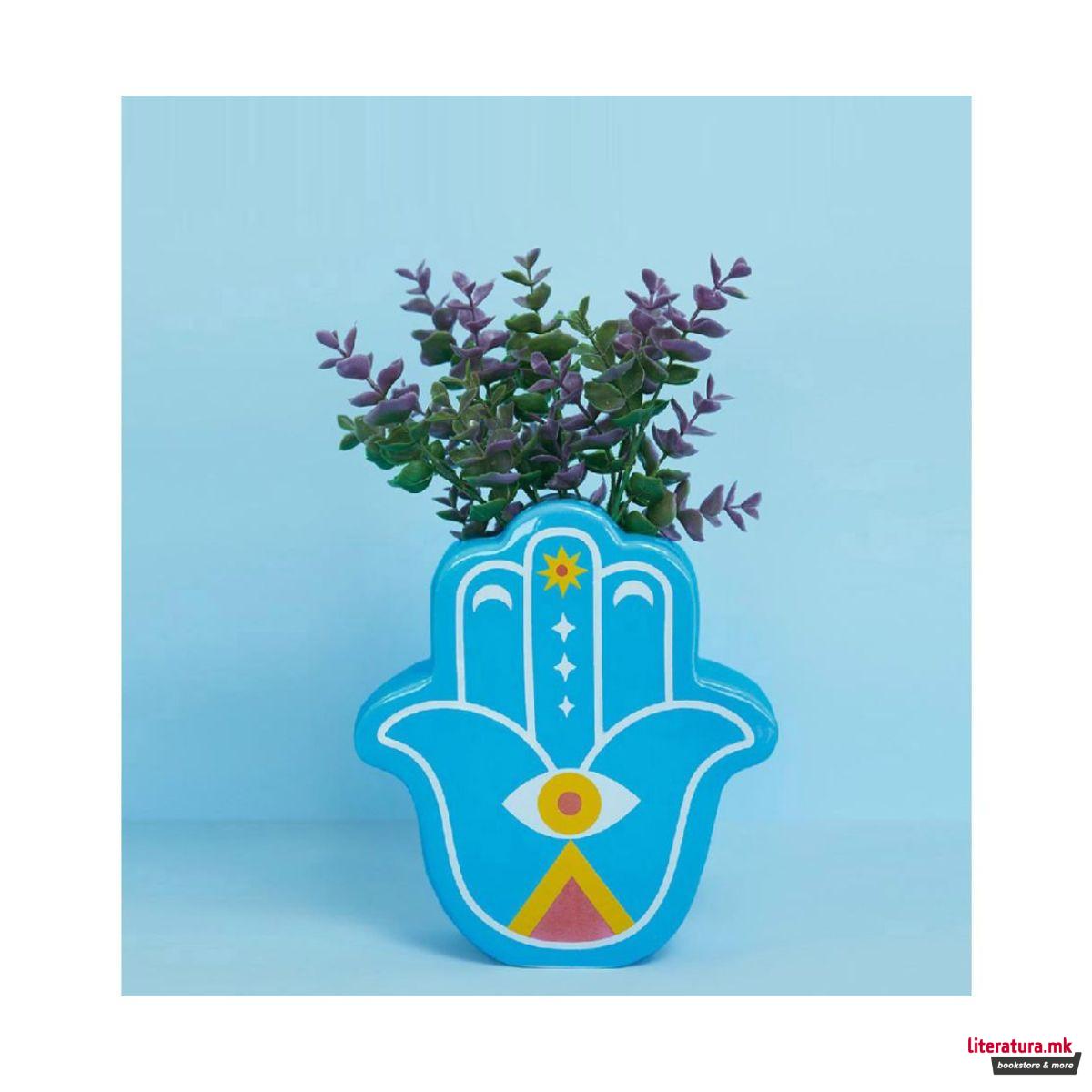 Вазна, Lucky Hand, сина