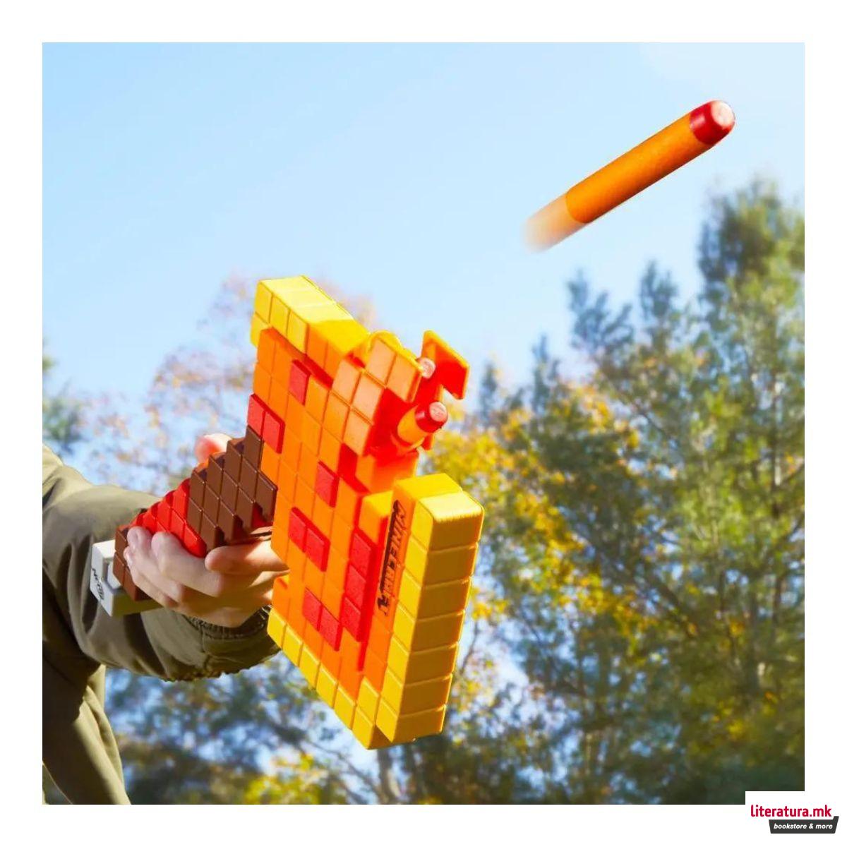 Играчка секира со мека муниција, Nerf Minecraft Firebrand, Dart Blasting Axe