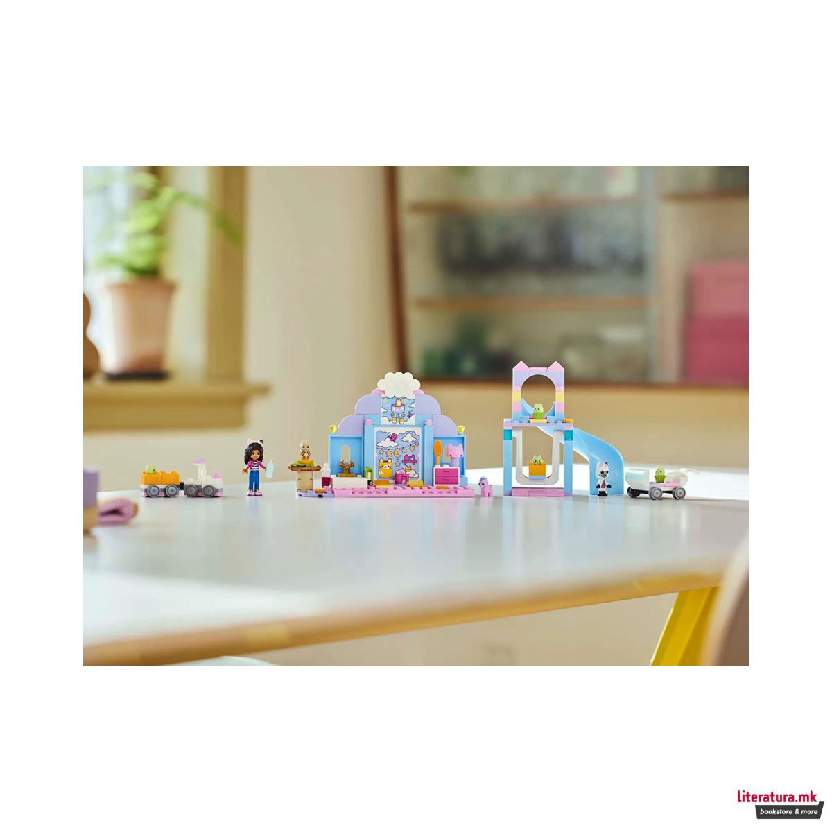 LEGO коцки, Gabby's Dollhouse, Gabby's Kitty Care Ear
