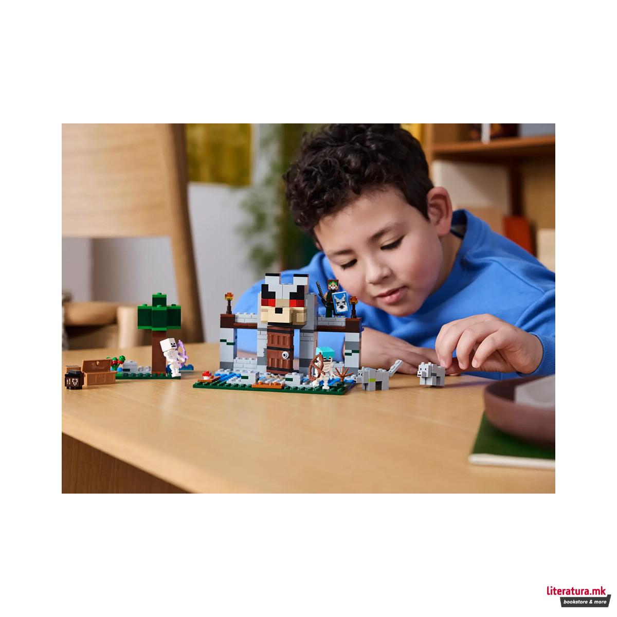 LEGO коцки, Minecraft, The Wolf Stronghold