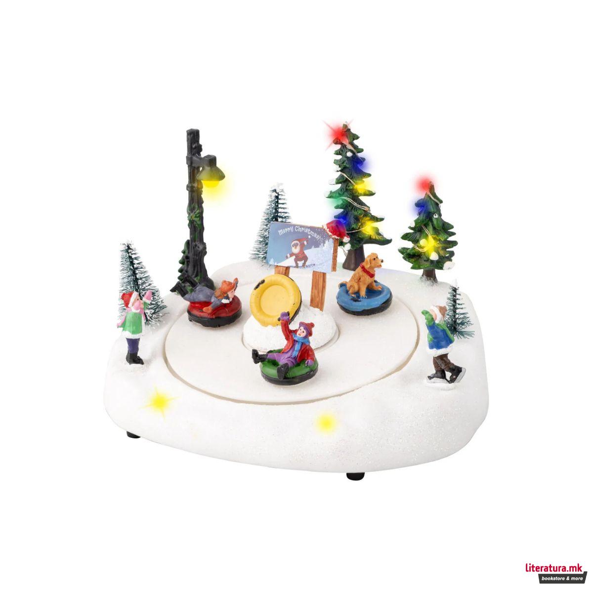 Декоративна фигура со LED светло, Fun In The Snow 