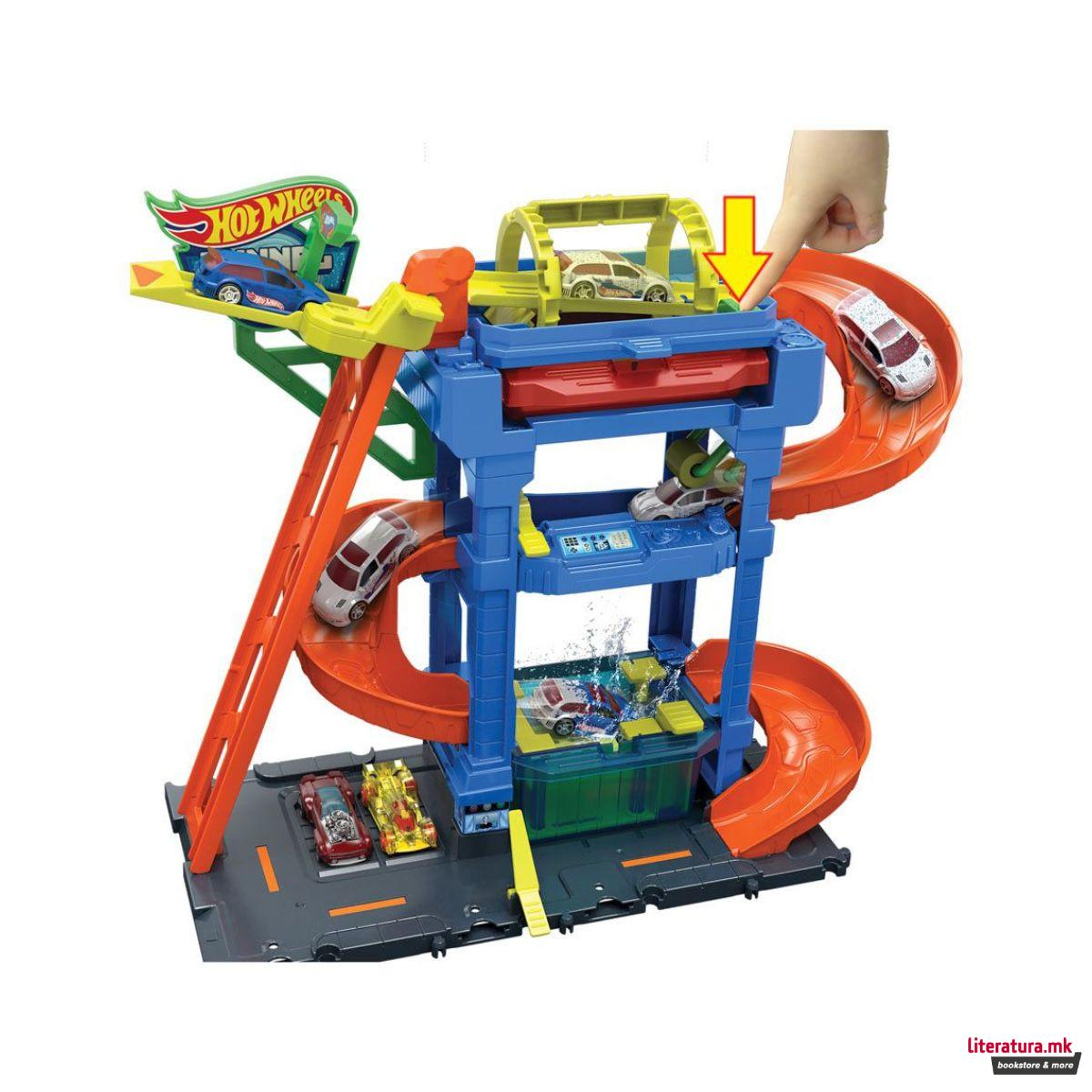 Сет за игра Hot Wheels: City - Tunnel Twist Car Wash 