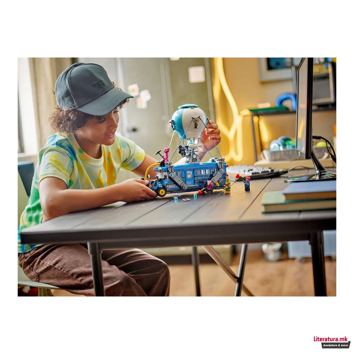 LEGO коцки, Fortnite, Battle Bus 