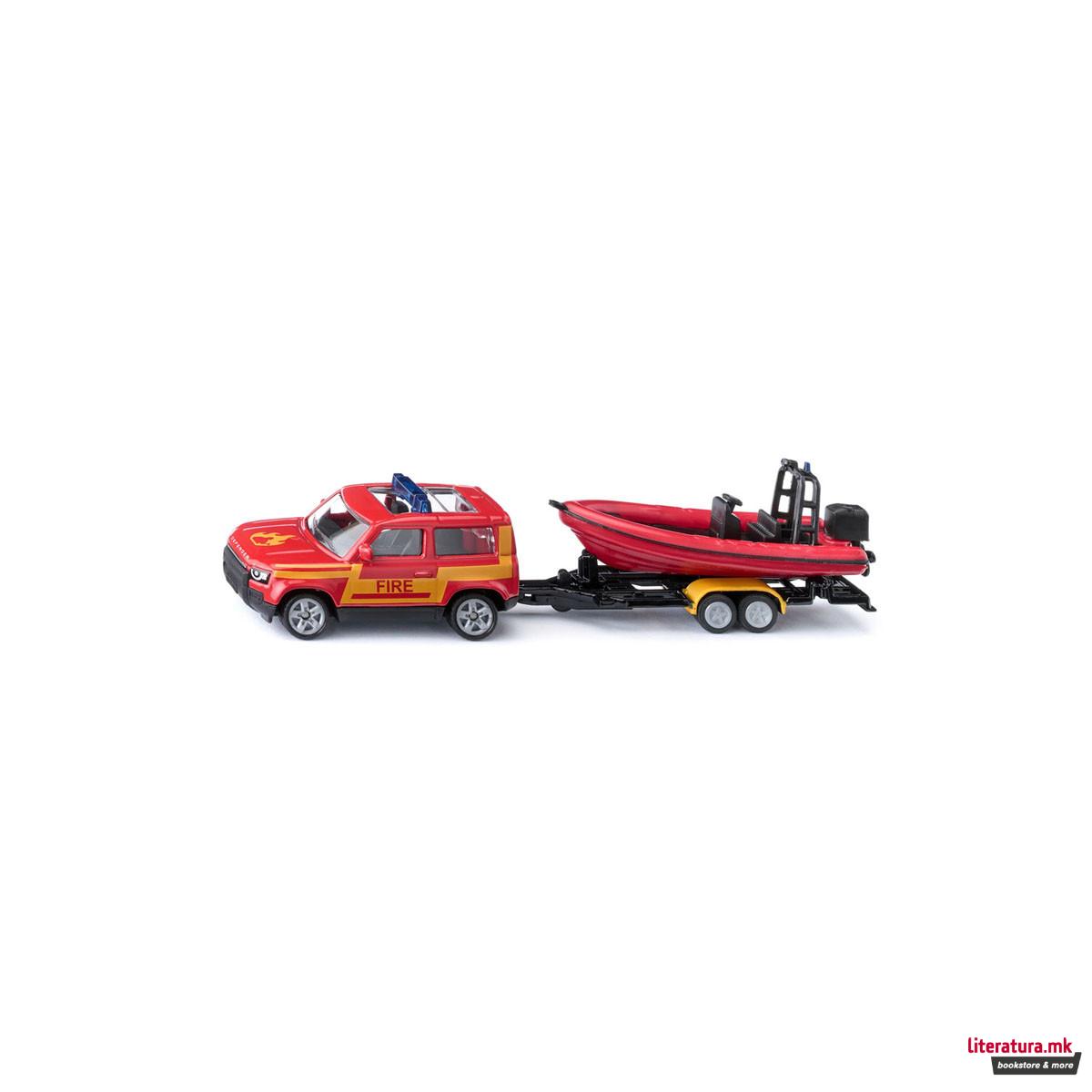 Фигура, Land Rover Defender w/Boat 