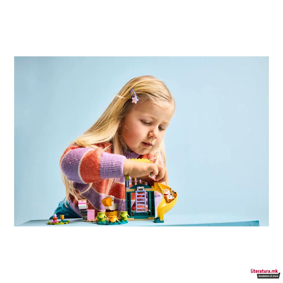LEGO коцки, Bluey, Playground Fun with Bluey and Chloe 