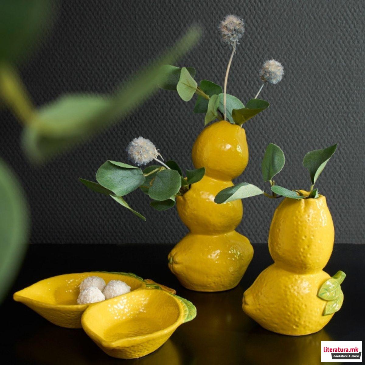 Вазна, Three Lemons 