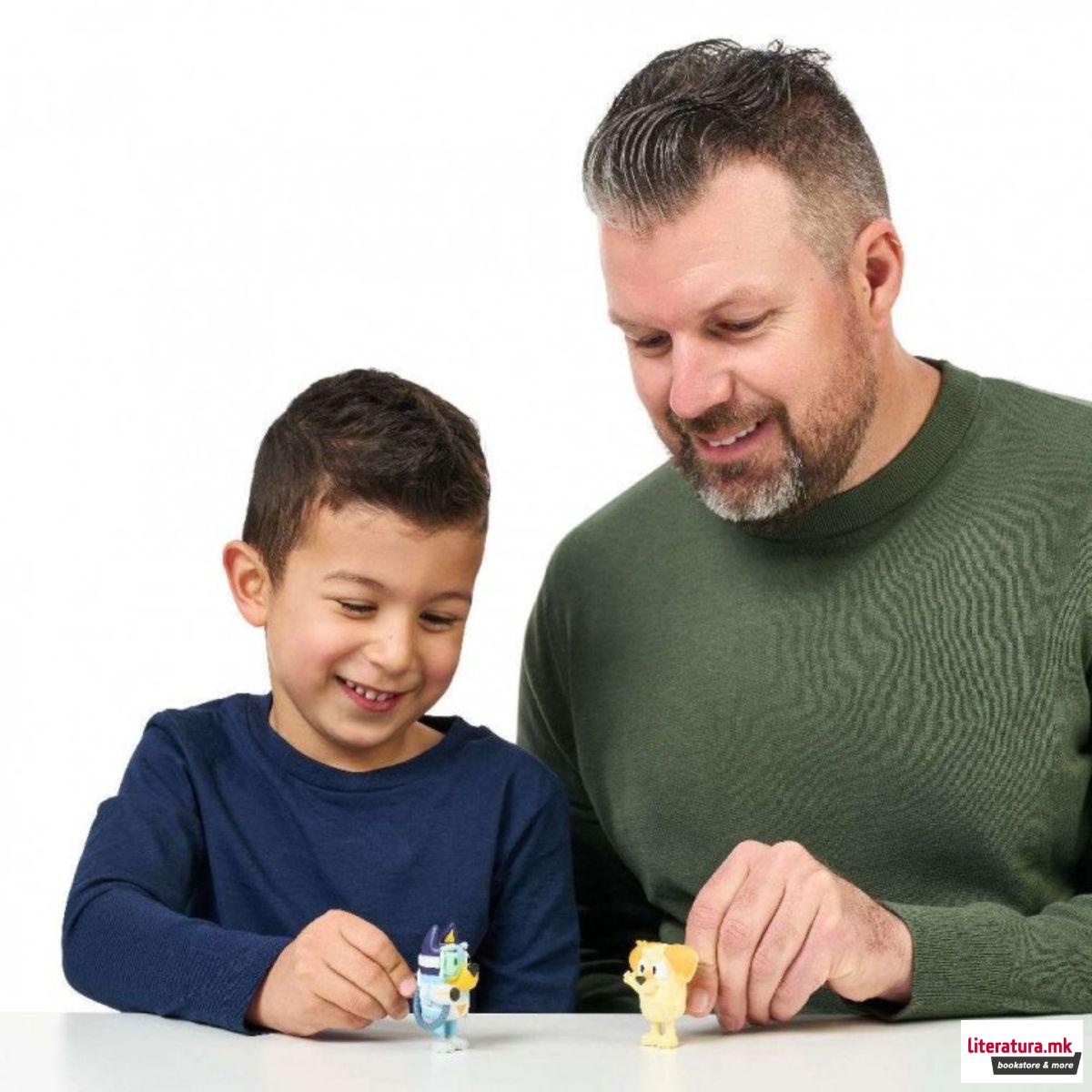 Сет фигури, Bluey: School Friends - Fairytale/Surprise Blaster Suit 