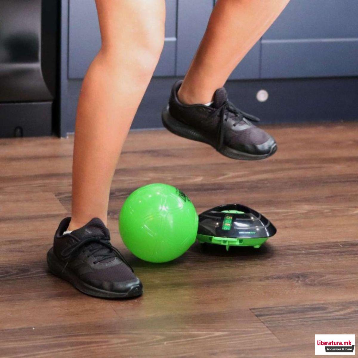 Робот за тренирање со топка, Soccerbot 