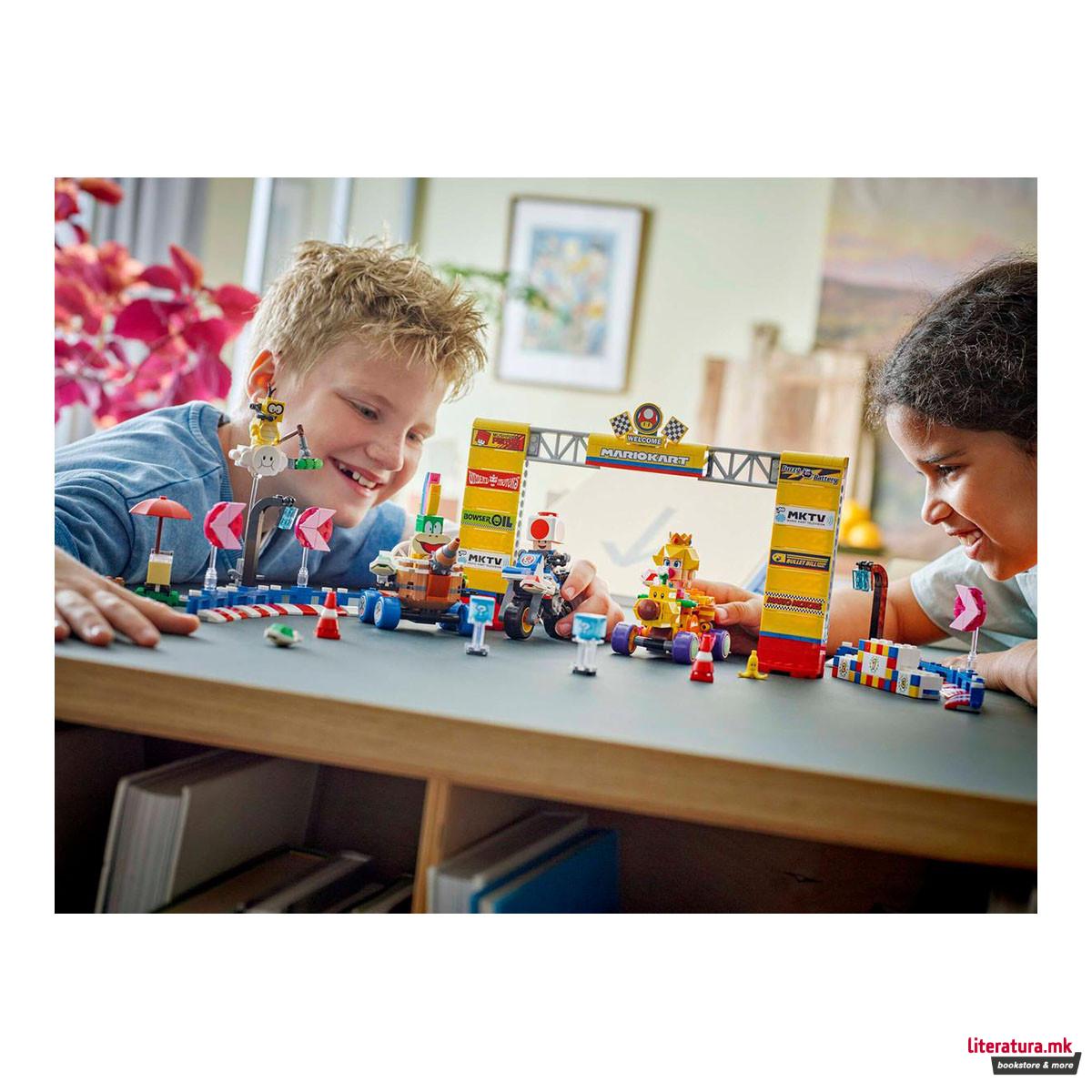 LEGO коцки, Super Mario, Mario Kart – Baby Peach & Grand Prix Set 
