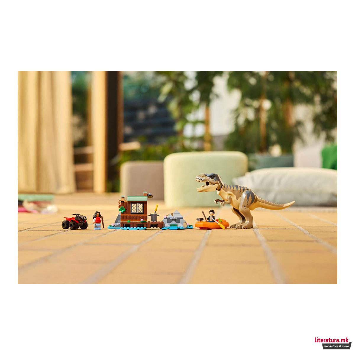 LEGO коцки, Jurassic World, T. rex River Escape 