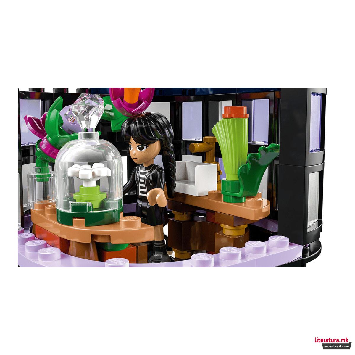 LEGO коцки, Wednesday - Black Dahlia Flower 