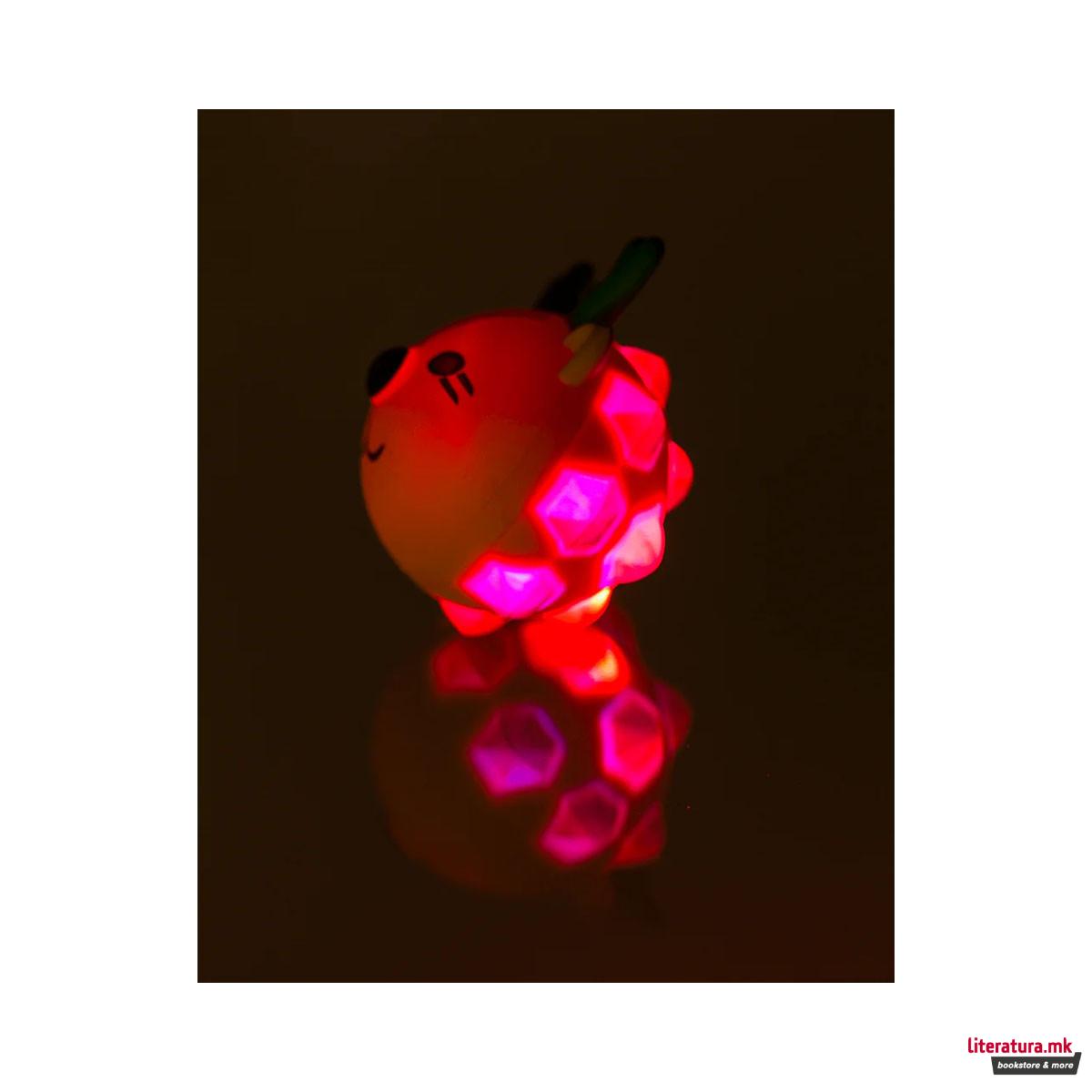 Анти-стрес топче со LED, Xmas Squeeze Pops, 3 дизајни 