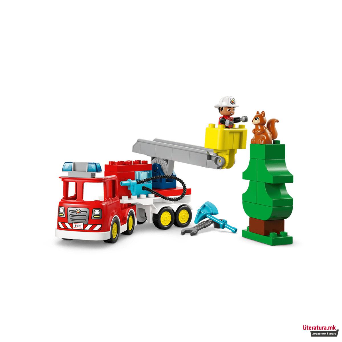 LEGO коцки, Duplo, Fire Truck with Hose and Firefighter 