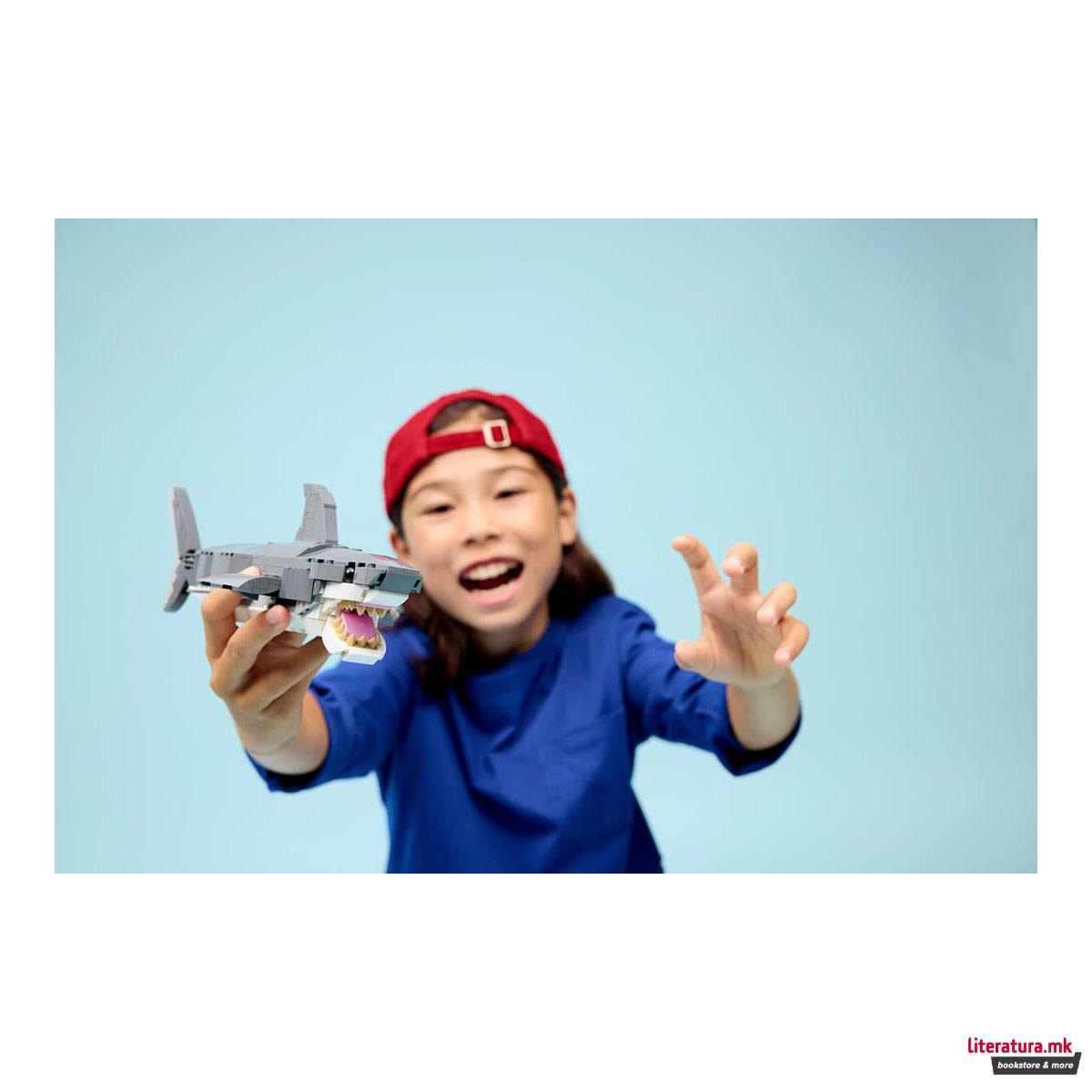 LEGO коцки, Creator 3-in-1, Fierce Shark with a Treasure Chest 