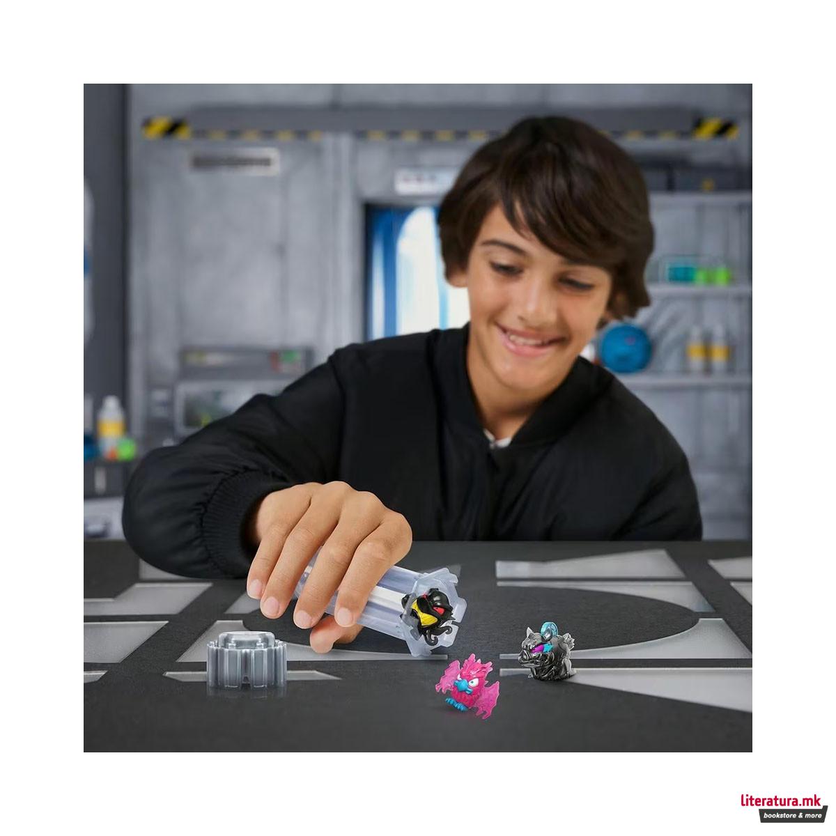 Сет од 3 мини фигури, Mr. Beast Lab Swarms (Mystery Figure), 2.5 cm 