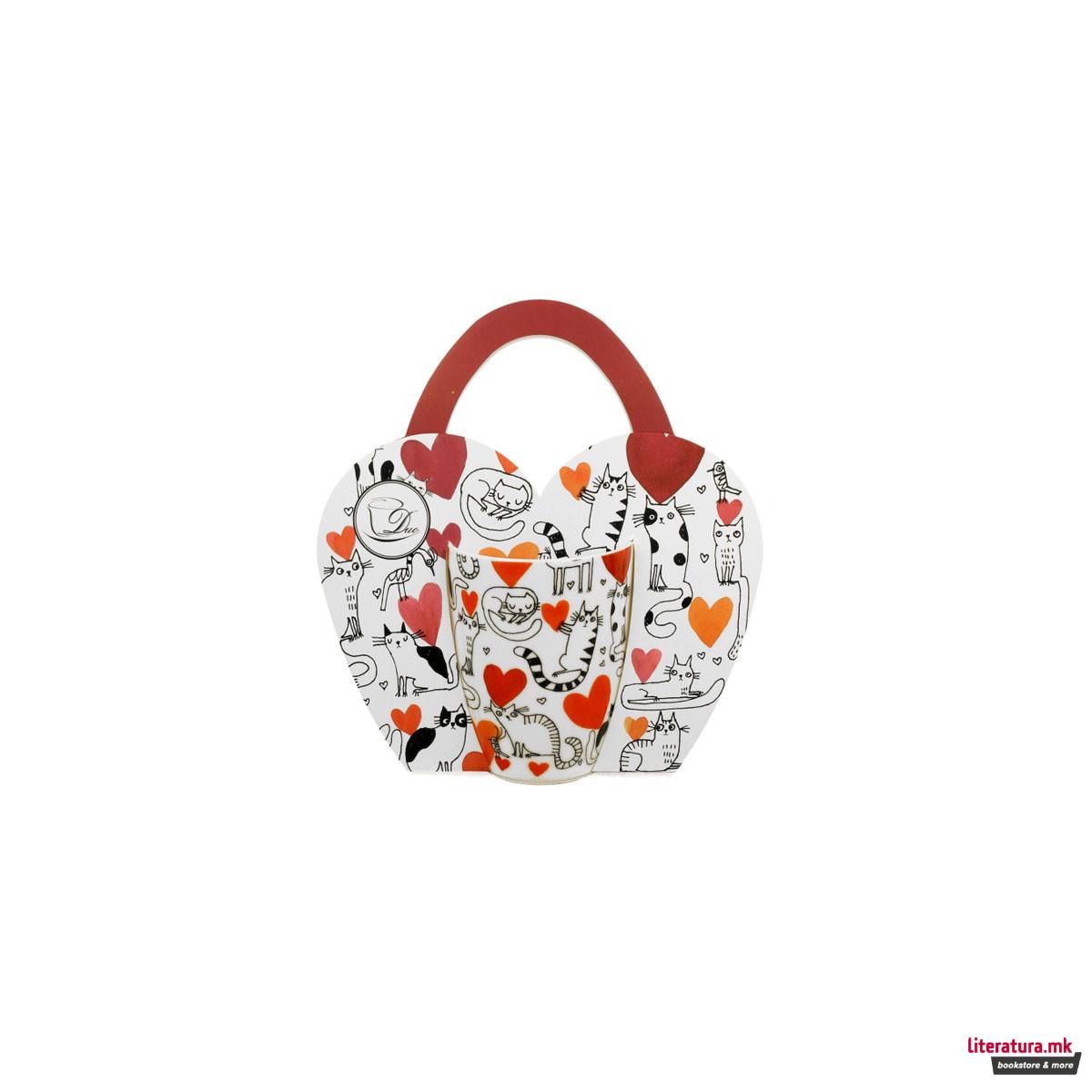 Шолја во украсна хартиена торбичка Cats World: Hearts, 350 ml 