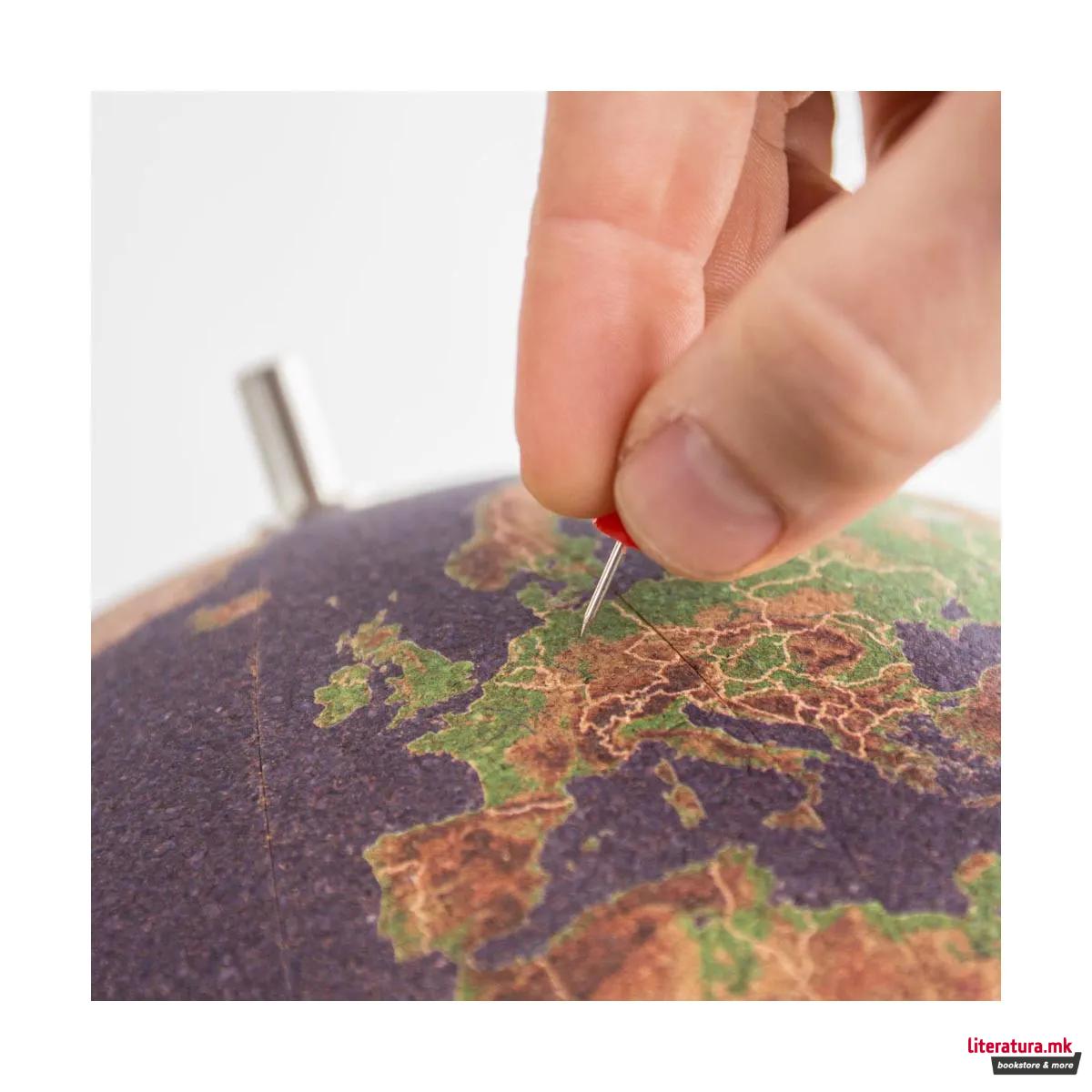 Плутен глобус, Colour Cork Globe, голем