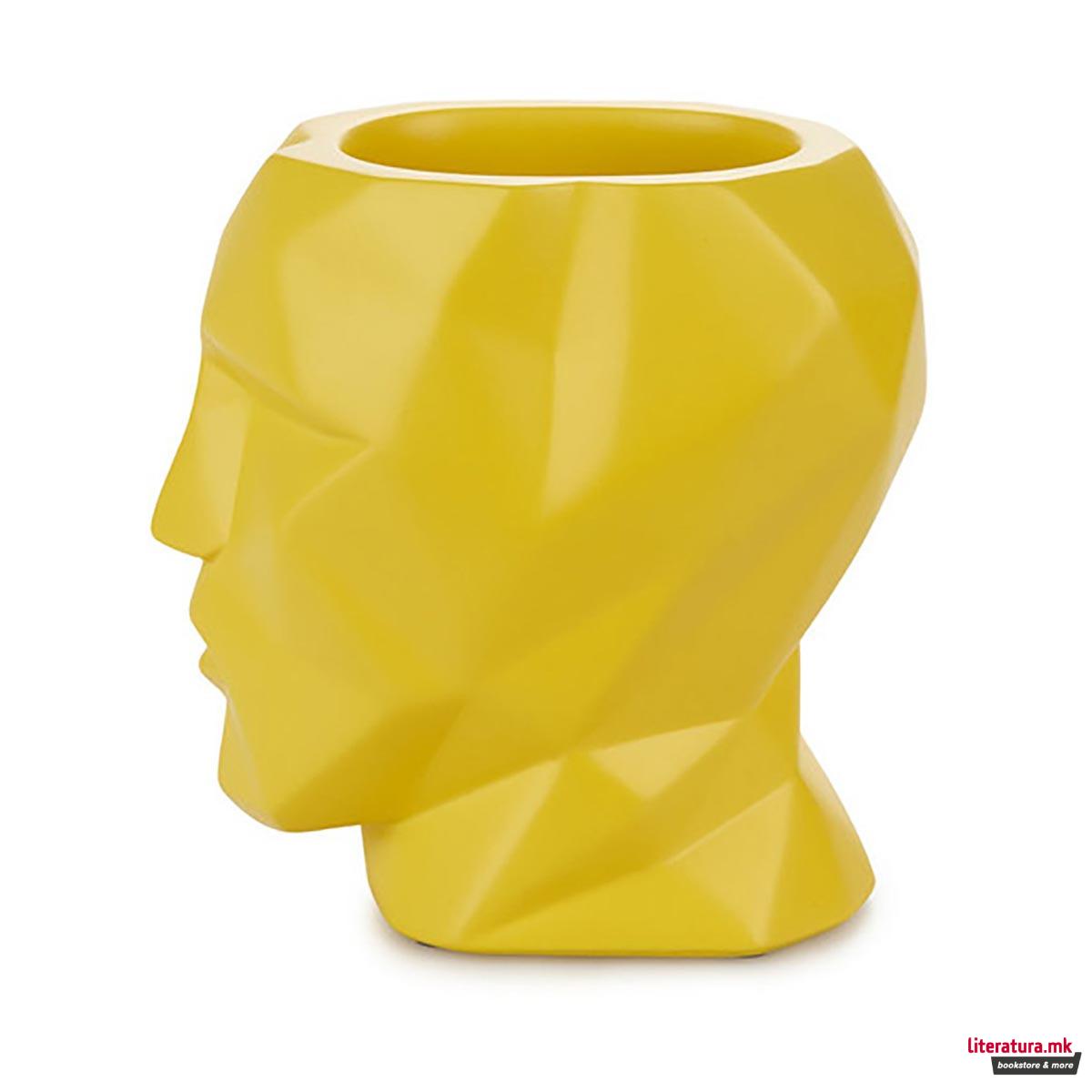 Чаша за пенкала, The Head