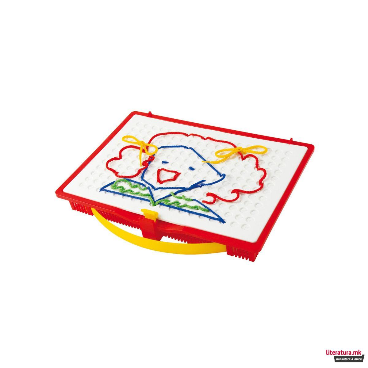 Табла со дупчиња за цртање со врвки, Filò 