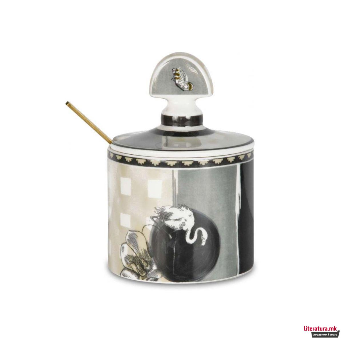 Сад за шеќер со лажичка, Urban