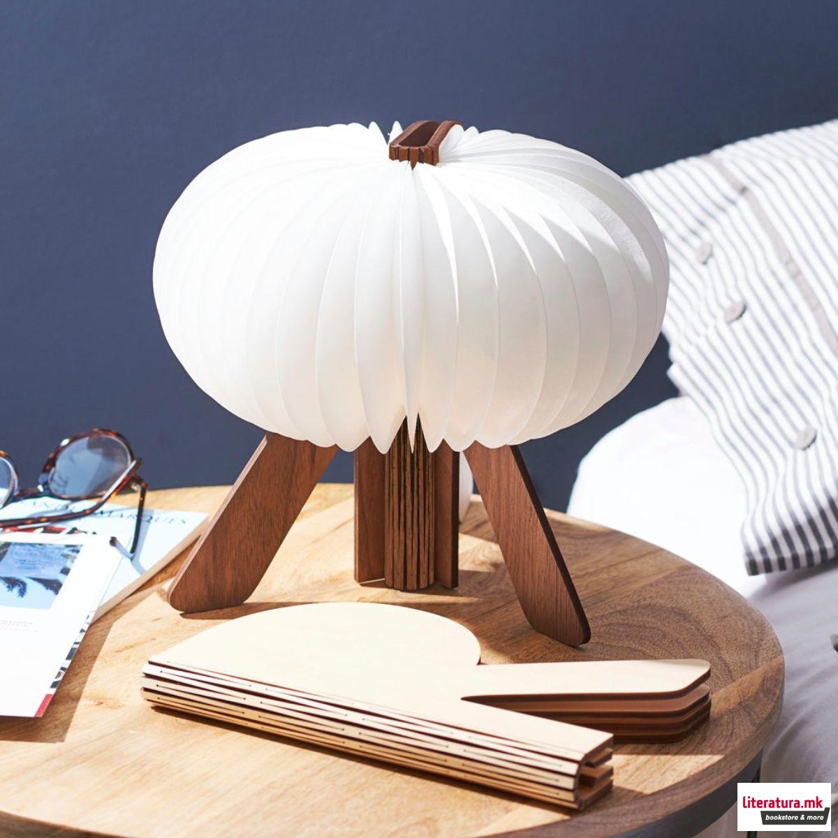 Паметна ламба - R, The R Space Lamp, дрво - орев 