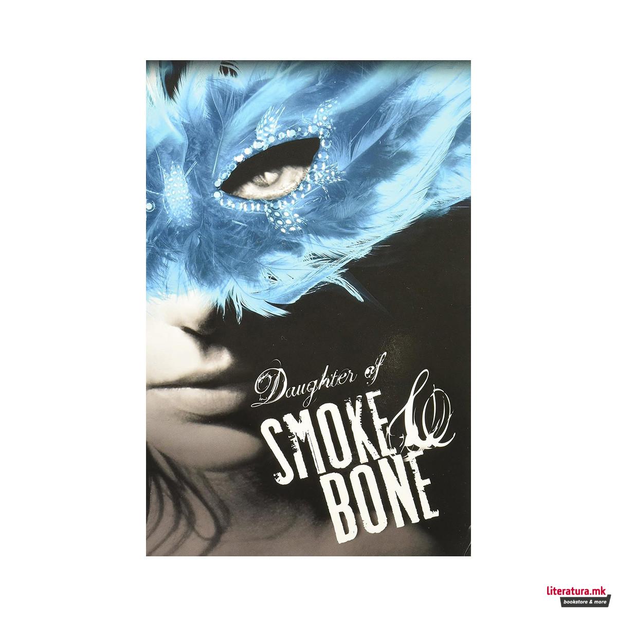 The Daughter of Smoke & Bone Trilogy Paperback Gift Set 