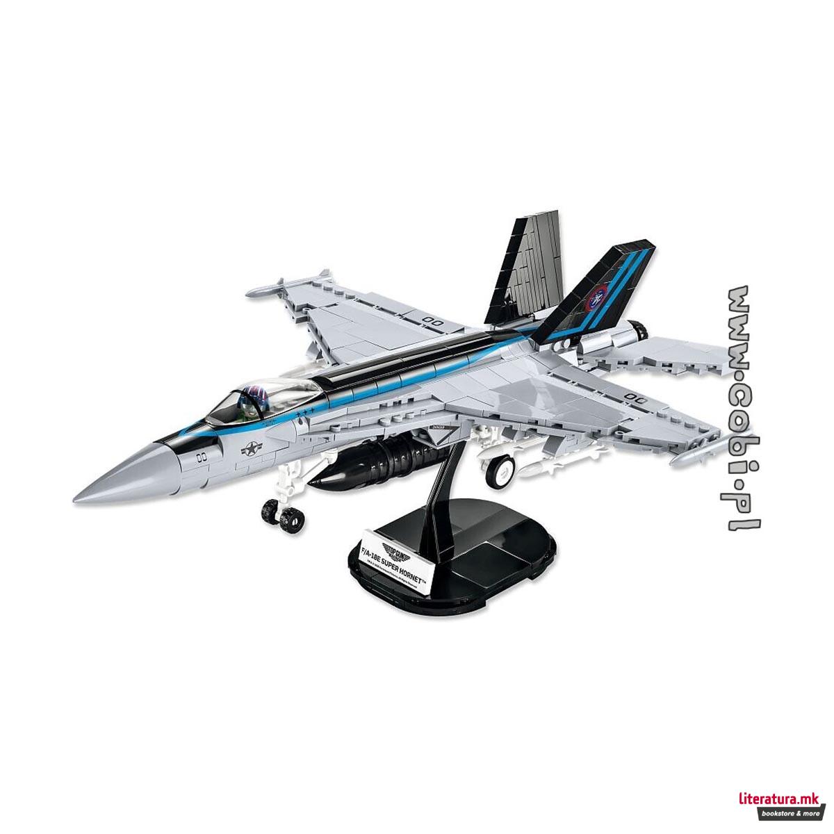 Коцки за градба, Top Gun Maverick, F/A-18E Super Hornet, 570 парчиња