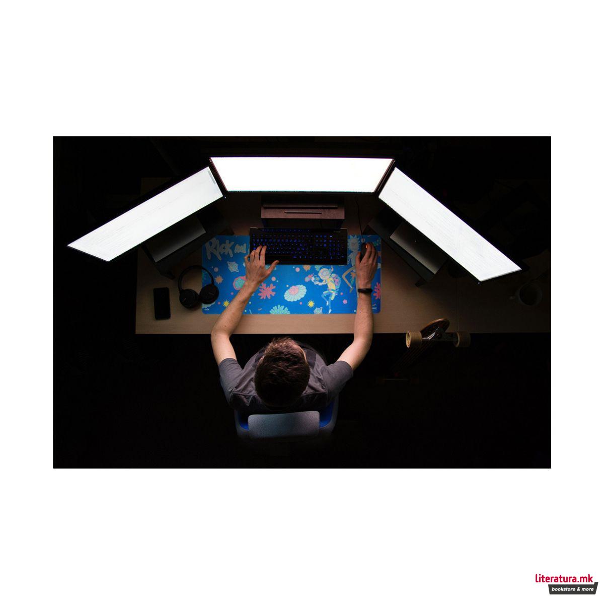 Голема подлога за глувче, Rick and Morty XL 