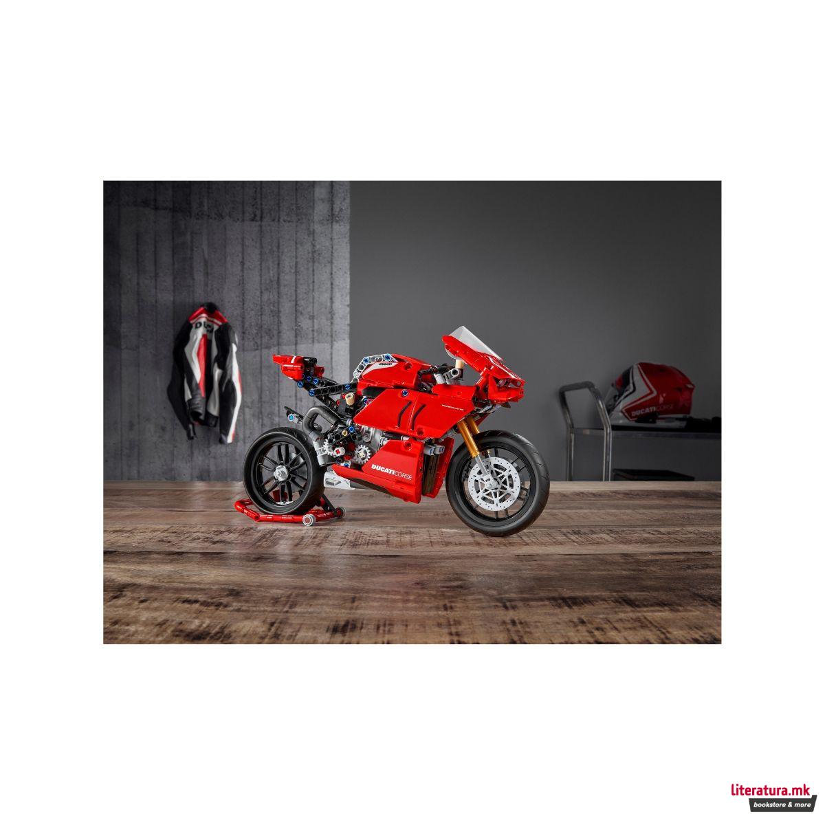 LEGO коцки, Technic, Ducati Panigale V4 R 
