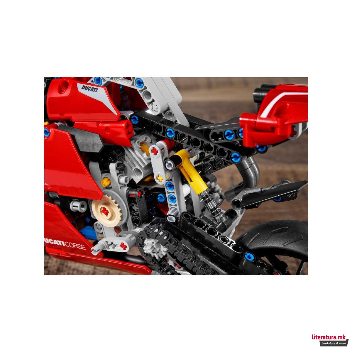 LEGO коцки, Technic, Ducati Panigale V4 R 